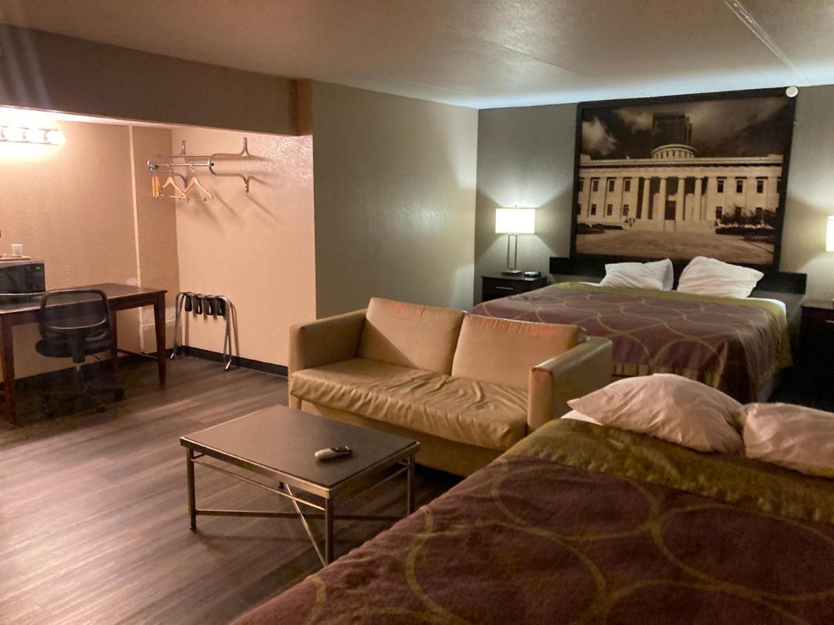 Super 8 By Wyndham Millbury/Toledo Hotel Exterior photo